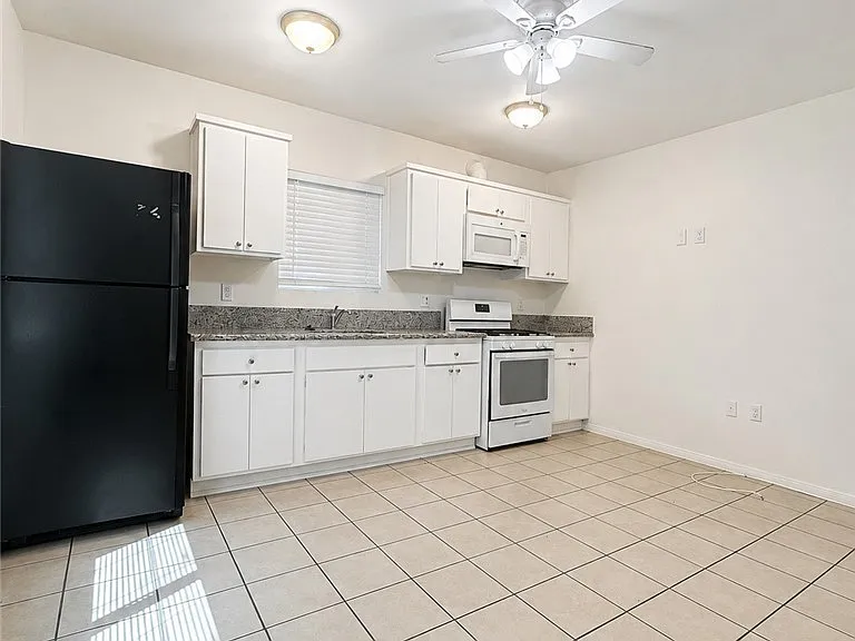 319 Hermosa Ave #2 — Photo 7