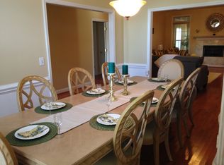 717 S Paisley Ct, Wilmington, NC 28409