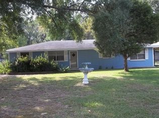 2206 N Hutchinson St, White Hall, AR 71602