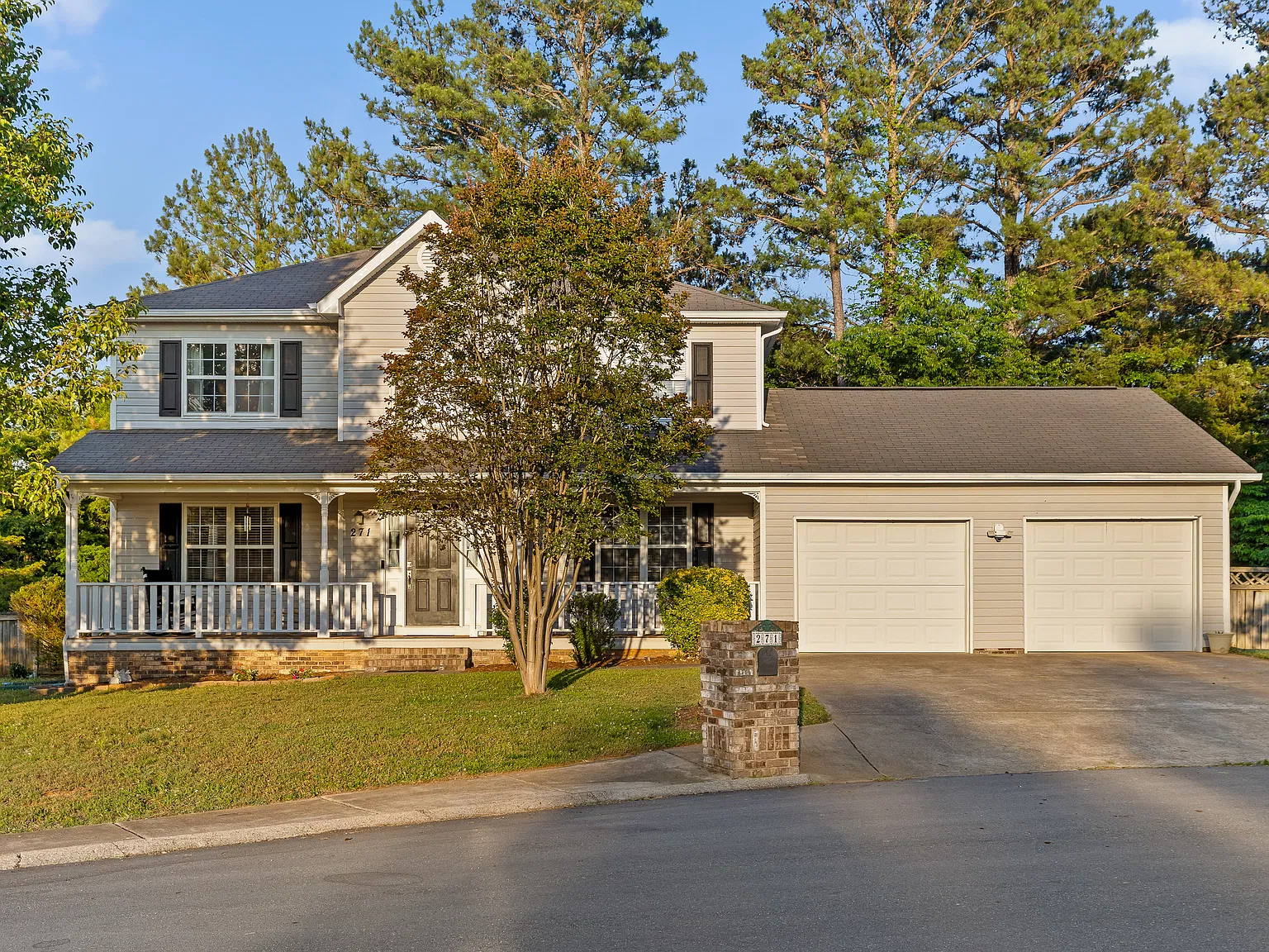 271 Chestnut Ridge Rd — Photo 1