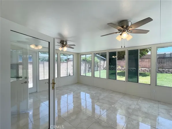 23370 Schoolcraft St #23370, West Hills, CA 91307