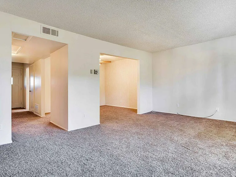 Cambridge Dorchester Apartment Homes — Photo 90