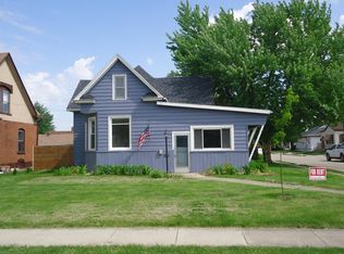 2703 6th St, Peru, IL 61354