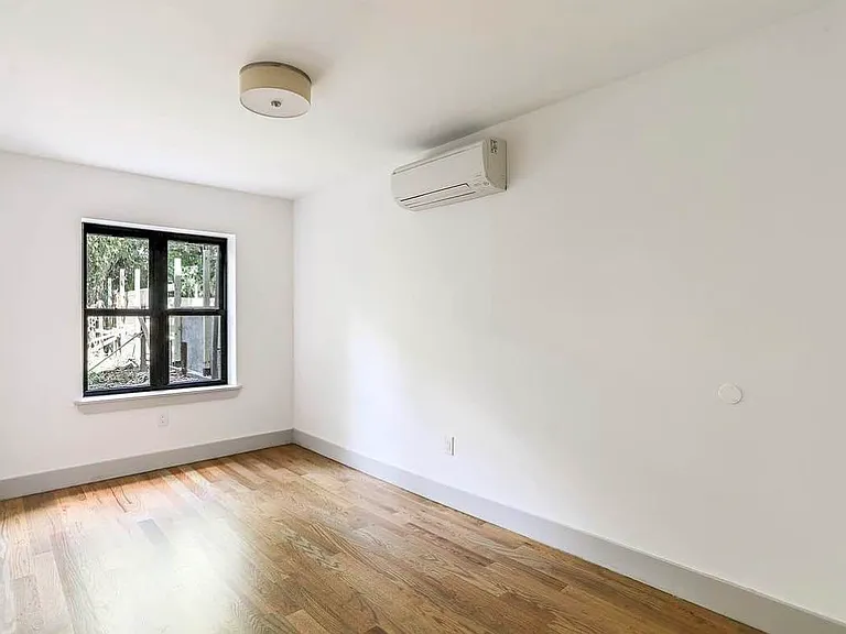 571 Gates Ave #1B — Photo 5