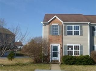 6607 Hollow Dr, East Petersburg, PA 17520