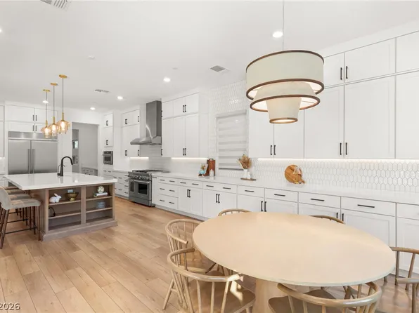 237 Wilson Ridge St, Las Vegas, NV 89138