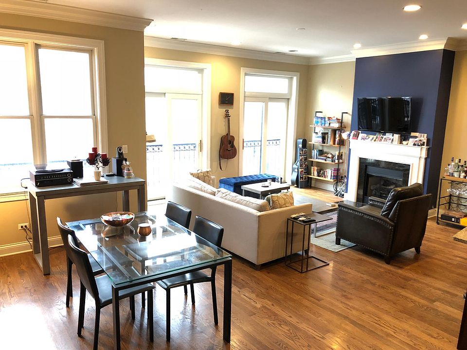 1st image of 216 N Halsted Street # 4 Top Floor