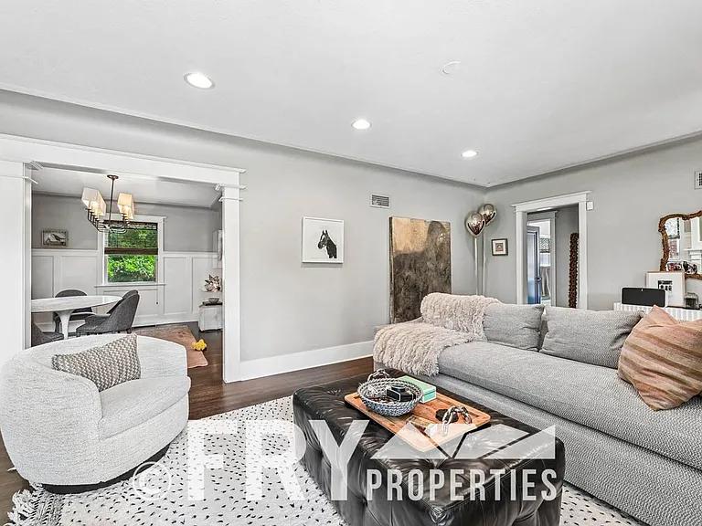 3322 W 46th Ave — Photo 4