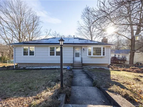 94 Melrose Drive, Hamden, CT 06518