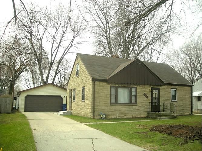 2nd image of 515 Cottage Grove Ave