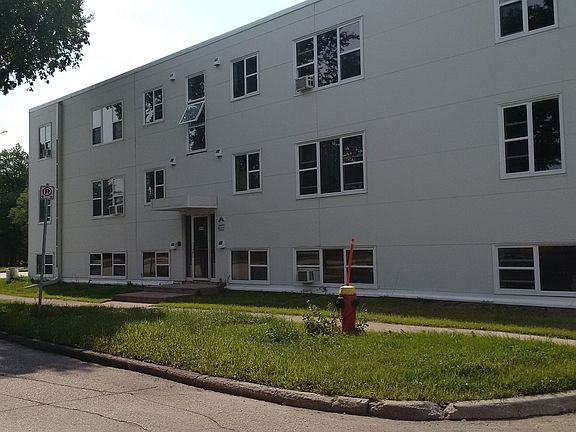 2nd image of 205 Rupertsland Ave #1024476