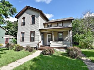 411 Spruce St, Aurora, IL 60506