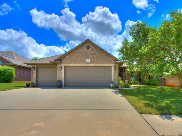 16616 Hardwood Pl, Edmond, OK 73012