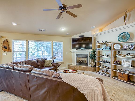 4th image of 7551 Red Eagle Dr