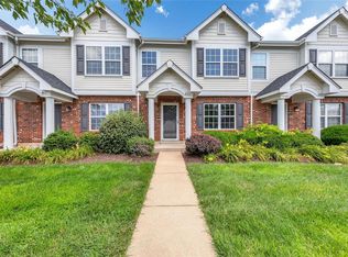 421 Wild Oak Dr, O'Fallon, MO 63368