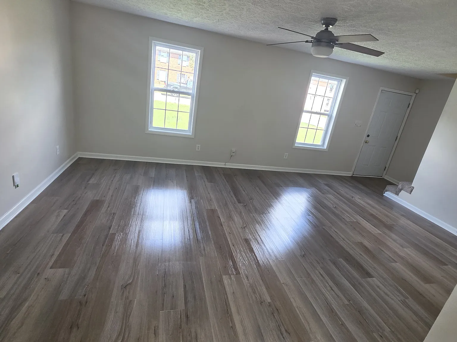 1686 Classic View Dr — Photo 4