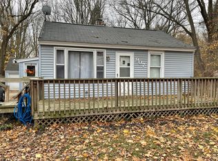 907 Wilson Ave, Norton Shores, MI 49441