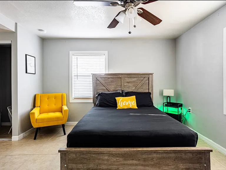 3512 W Cherokee Ave — Photo 12