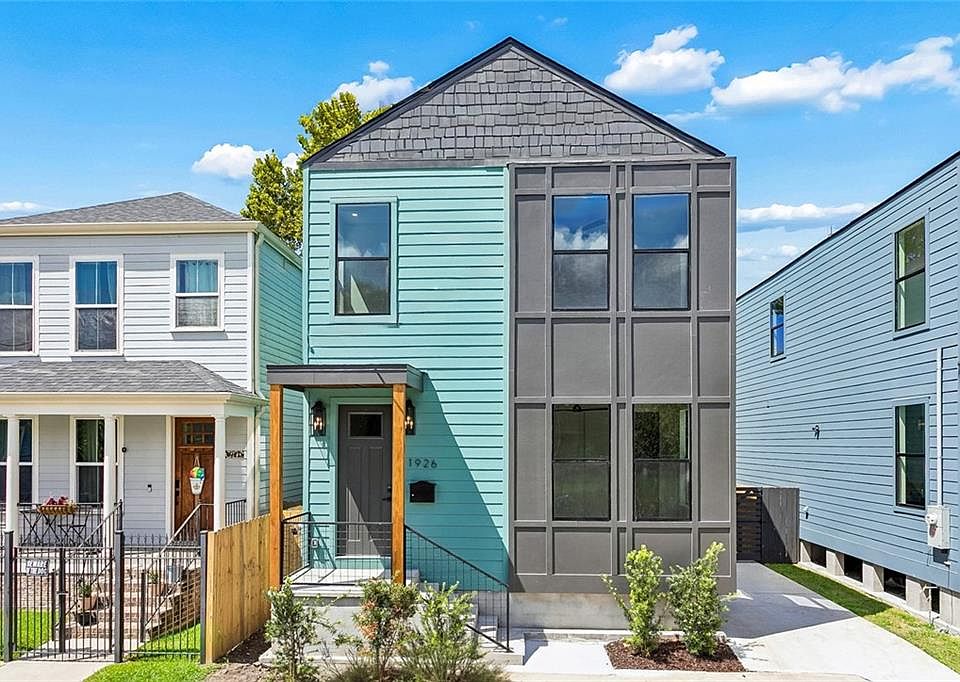 1st image of 1926 1st St