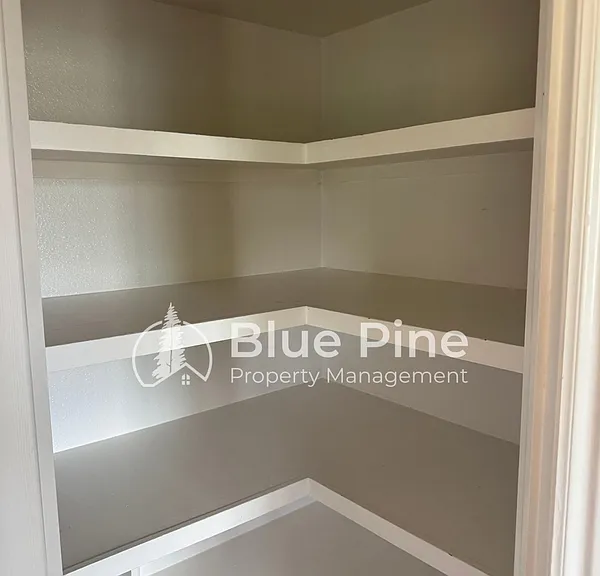 3535 Spring Creek Dr — Photo 8