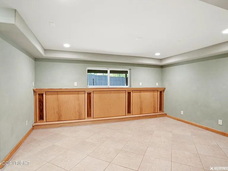2100 Churchill Dr — Photo 58