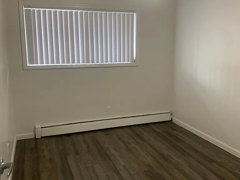 Sunset Ridge Apartments — Photo 18