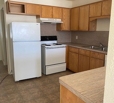 4th image of 4404 Alan Kent Dr APT B