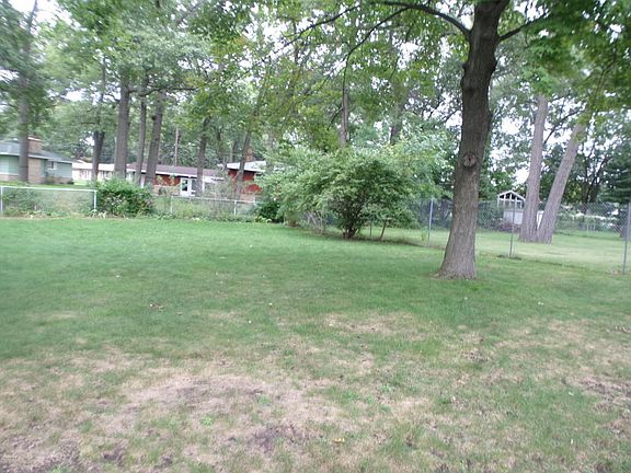 4th image of 1426 Evanston Ave