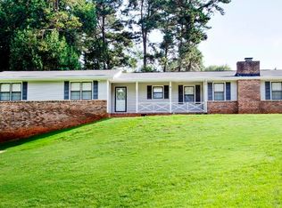 5561 Rebecca Ct, Stone Mountain, GA 30087