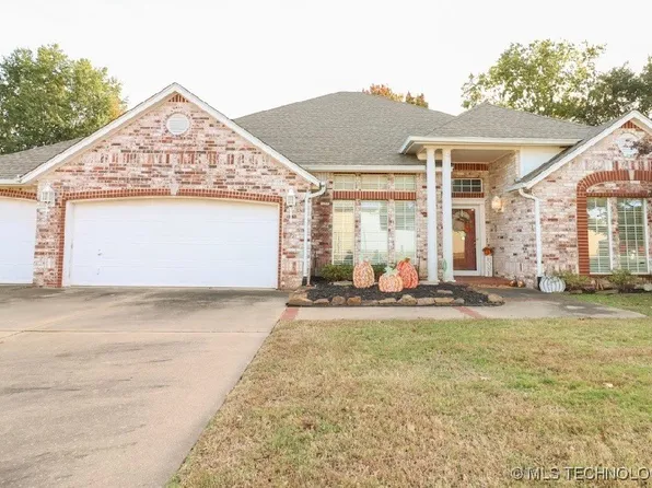 9106 E 113th St, Bixby, OK 74008