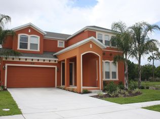 201 Las Fuentes Dr, Kissimmee, FL 34746