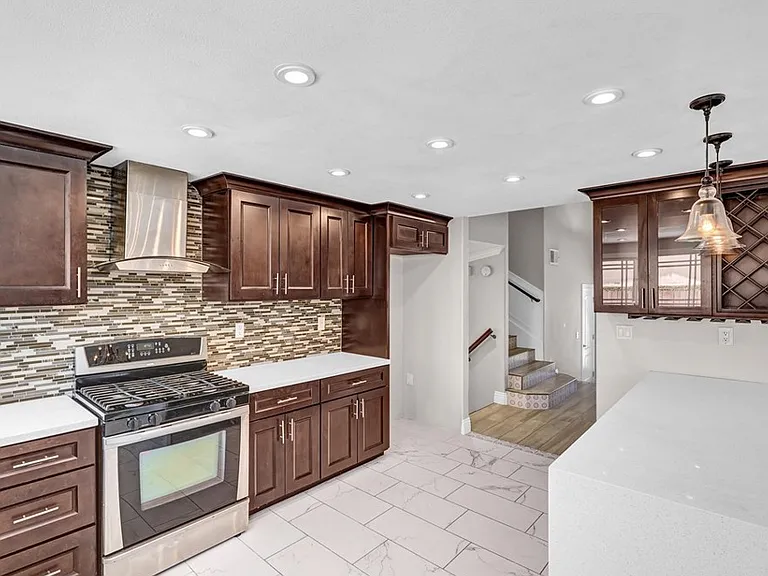 171 S Bayberry Ct — Photo 10