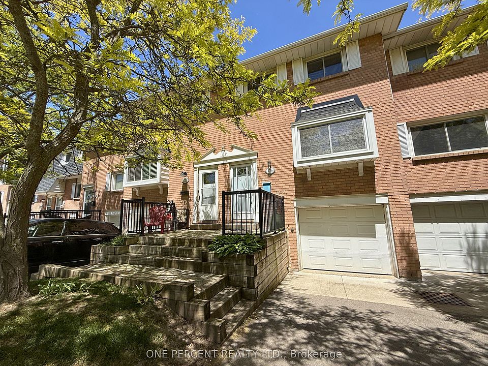1st image of 185 Denistoun St #126