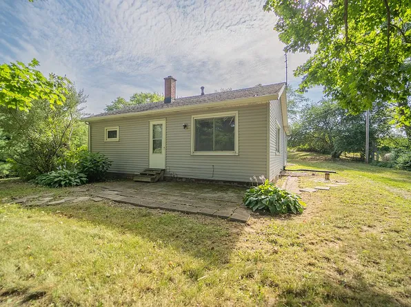 1460 N State Road 5, Larwill, IN 46764