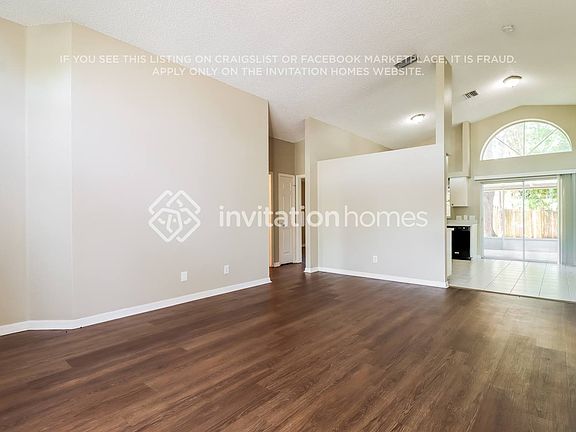 5th image of 2391 Eastwood Dr