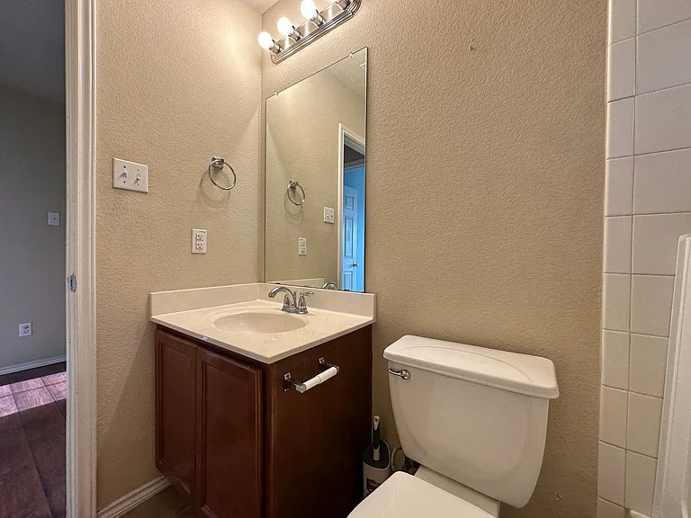 6806 Modesto Rd — Photo 27