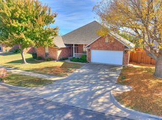 3125 Pine Hill Rd, Norman, OK 73072