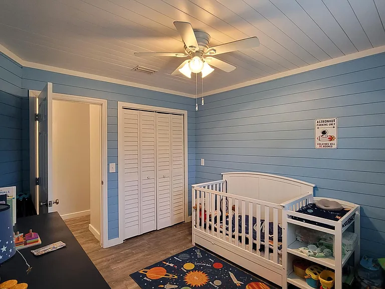 Guest Room 1