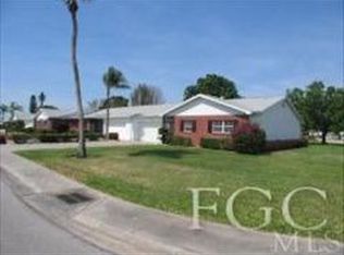 7036 Cedarhurst Dr, Fort Myers, FL 33919