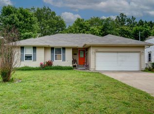 1032 N Brown Ave, Springfield, MO 65802