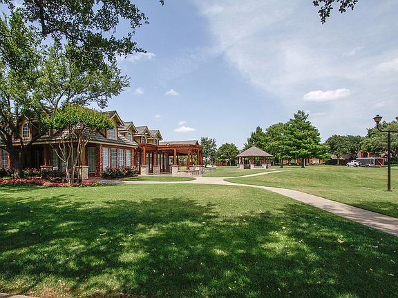 3rd image of 4508 Jenkins Dr