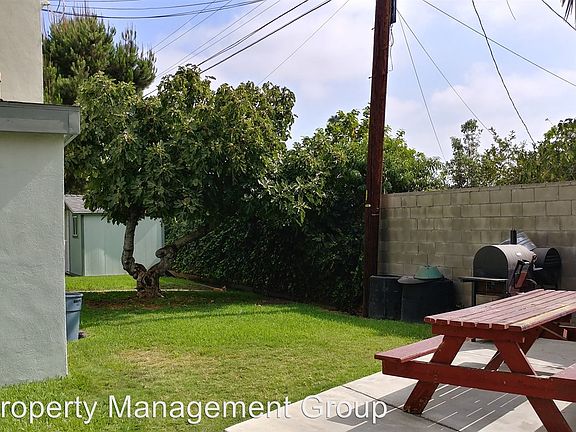 4th image of 3112 Vaquero Ave APT 4