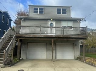 32 Barberie Ave, Highlands, NJ 07732