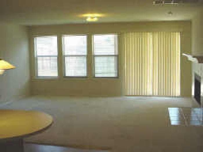 2nd image of 7017 Lindentree Ln