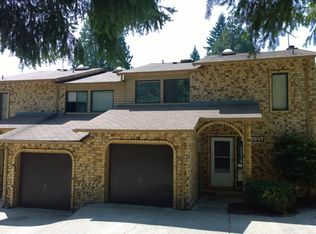 8547 Avondale Rd NE, Redmond, WA 98052