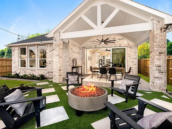 7th image of this home