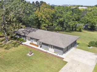 132 Stone Ridge Dr, Branson, MO 65616