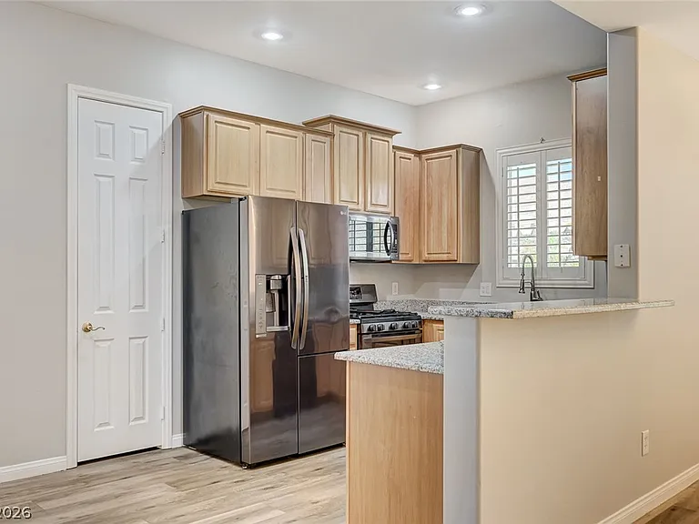 201 Kaelyn St #1 — Photo 10