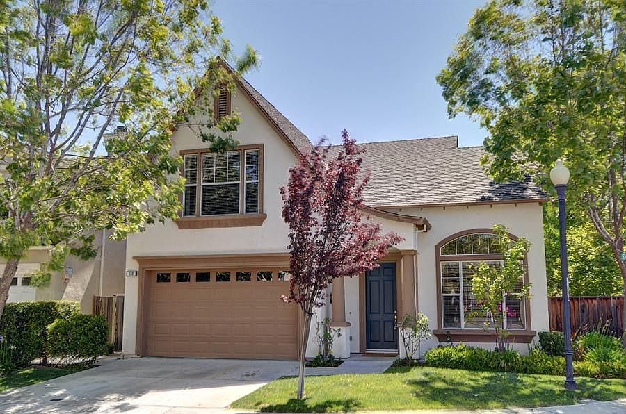 1st image of 610 Santa Catalina Ter
