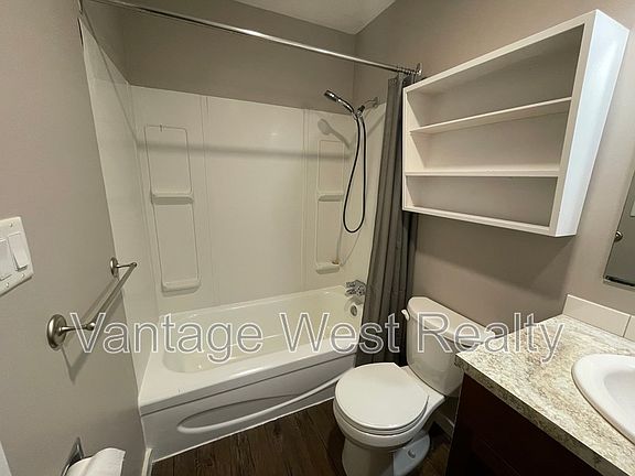 5th image of 235 Husch Rd #303